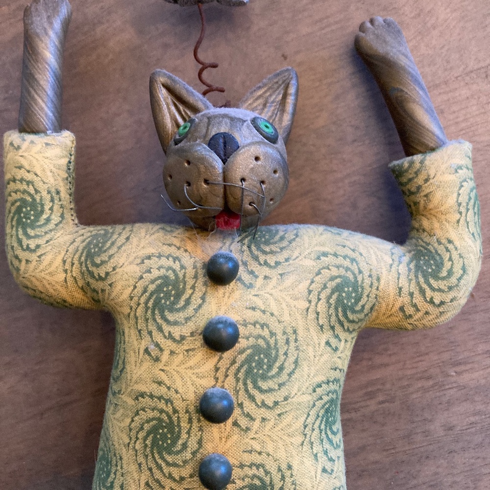 Funky cat wall hanging